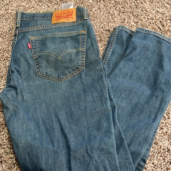 Men’s Levi jeans size 36 - Picture 2 of 2